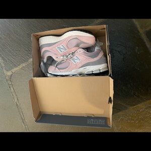 New Balance 2002r brand new in box size 9. Pale